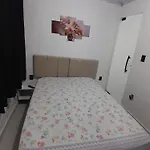 Linda Casa